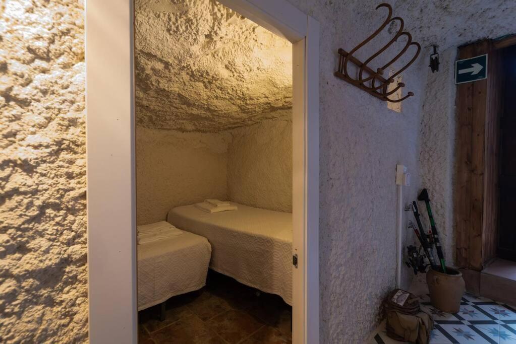 Cueva Con Jacuzzi A 20 Minutos De Valencia Villa Benaguacil ภายนอก รูปภาพ