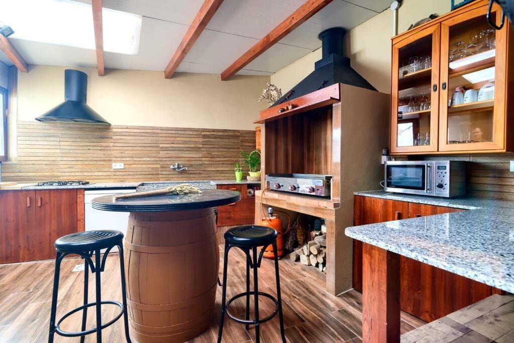 Cueva Con Jacuzzi A 20 Minutos De Valencia Villa Benaguacil ภายนอก รูปภาพ