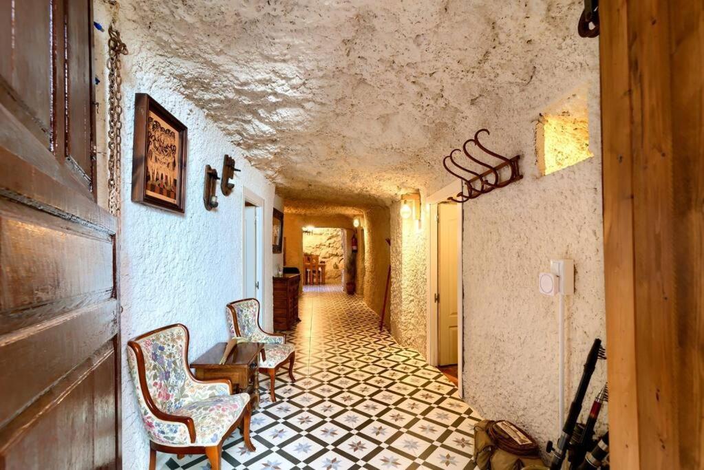 Cueva Con Jacuzzi A 20 Minutos De Valencia Villa Benaguacil ภายนอก รูปภาพ