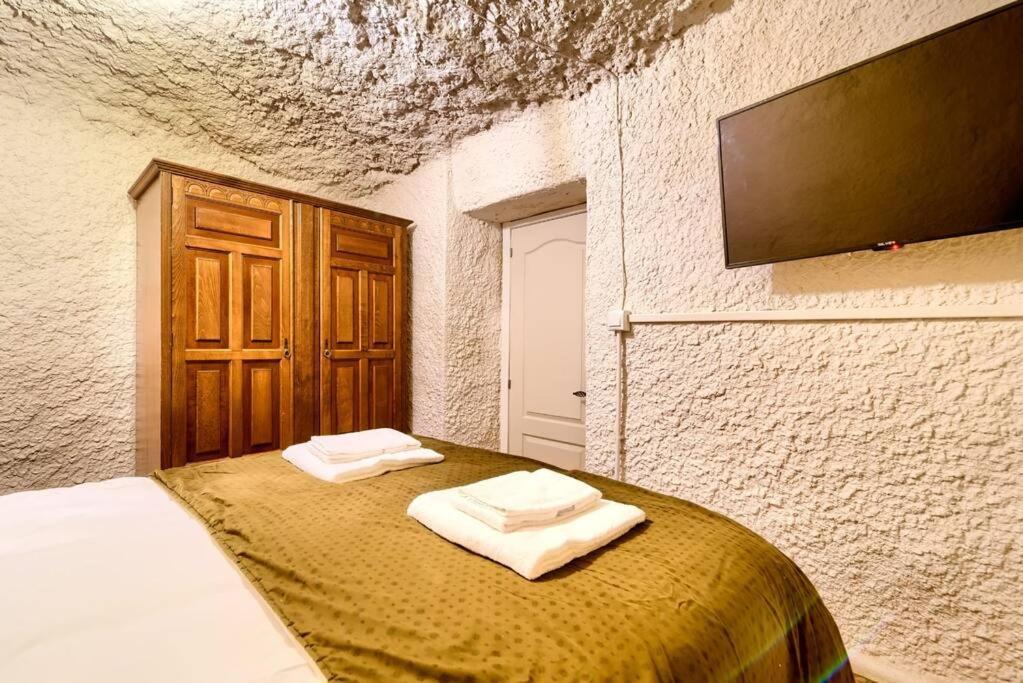 Cueva Con Jacuzzi A 20 Minutos De Valencia Villa Benaguacil ภายนอก รูปภาพ